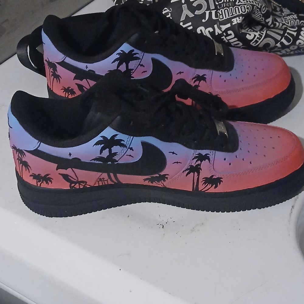 Nike Air Force 1 Palm Tree Sneakers